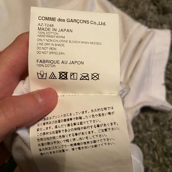 SOLD Comme Des Garçons PLAY Two Heart Camo Tee - Picture 6 of 7